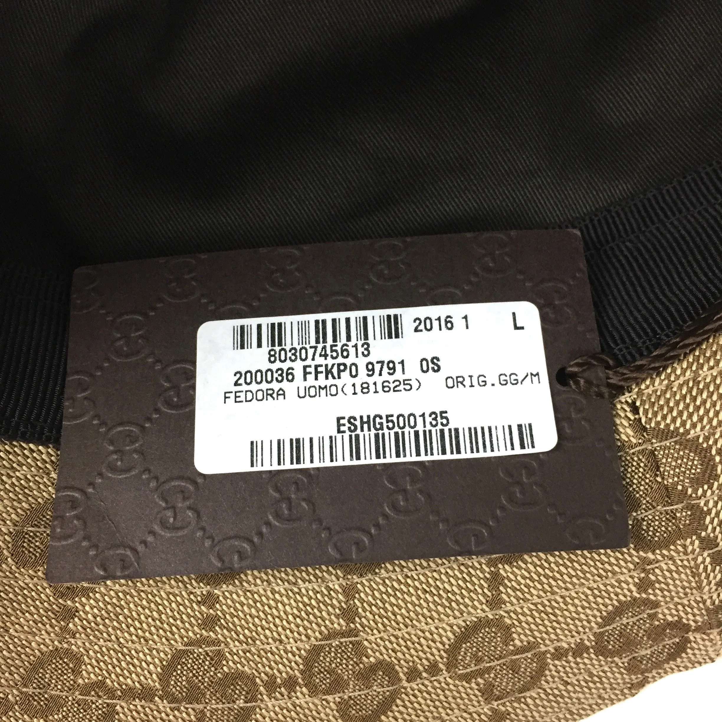 Gucci - Beige Classic Monogram Bucket Hat