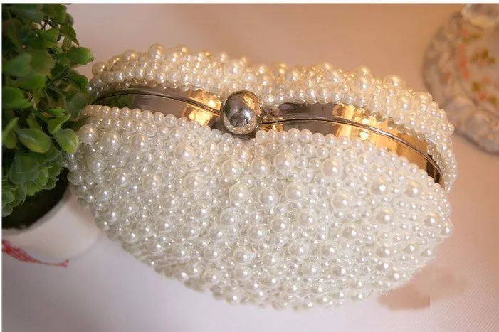 Heart Pearl Clutch
