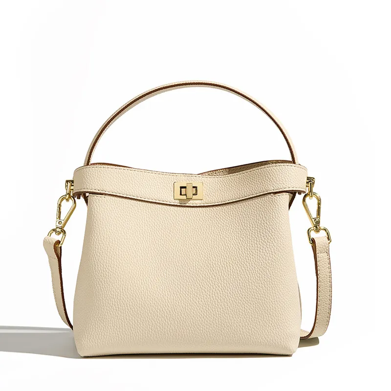 LEVIC Metal Lock Tote Bag