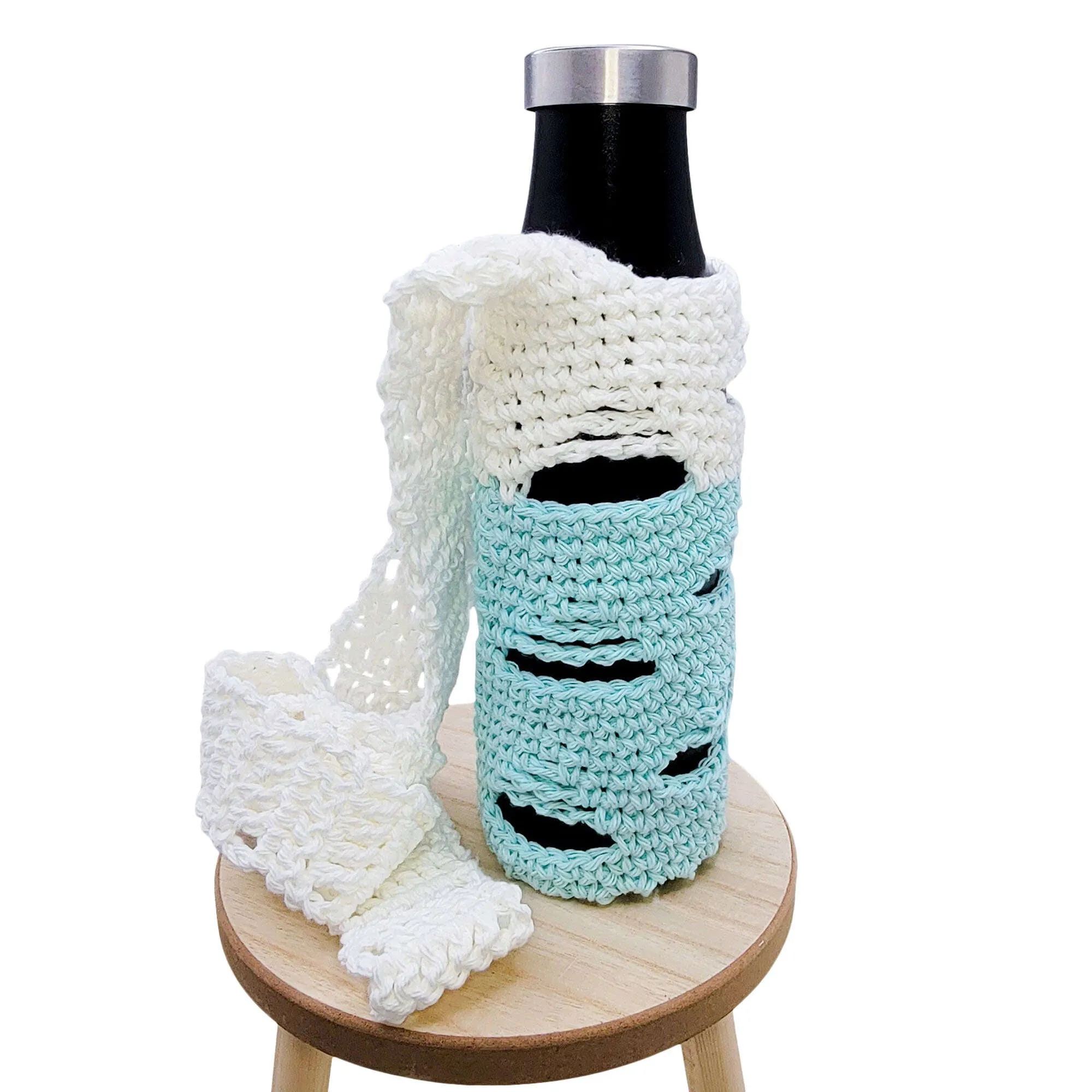 Lily Sugar'n Cream Hydrated Hiker Water Bottle Sling