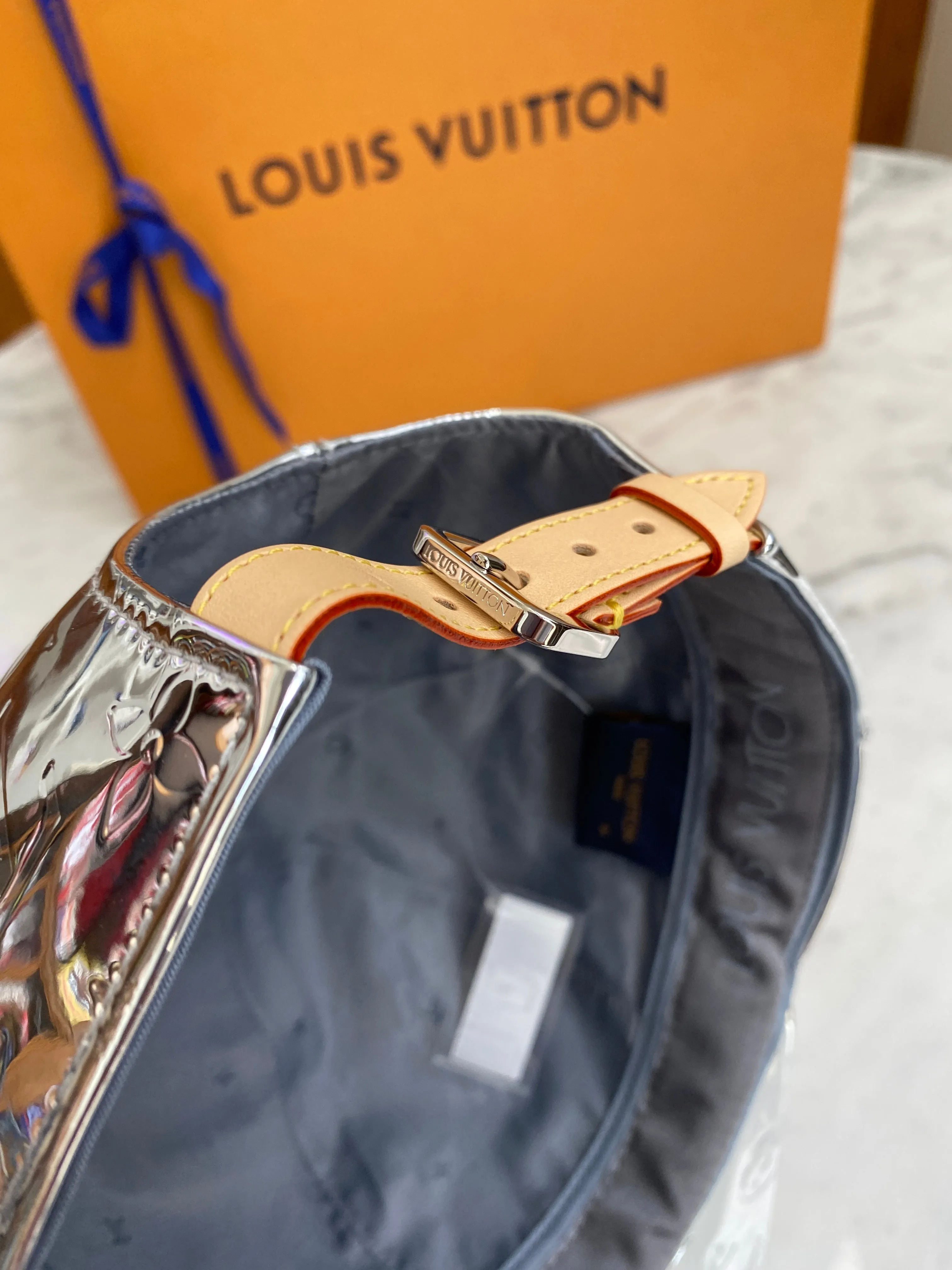Louis Vuitton - Mirror Monogram Logo Hat