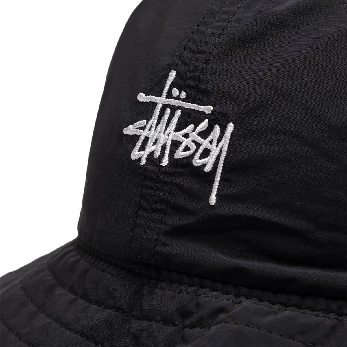 REVERSIBLE NYLON TRAIL BUCKET